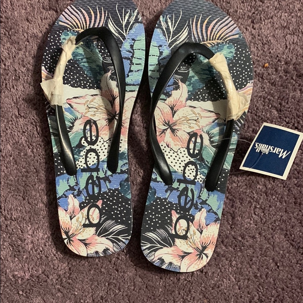 Quiksilver Floral Flip Flops